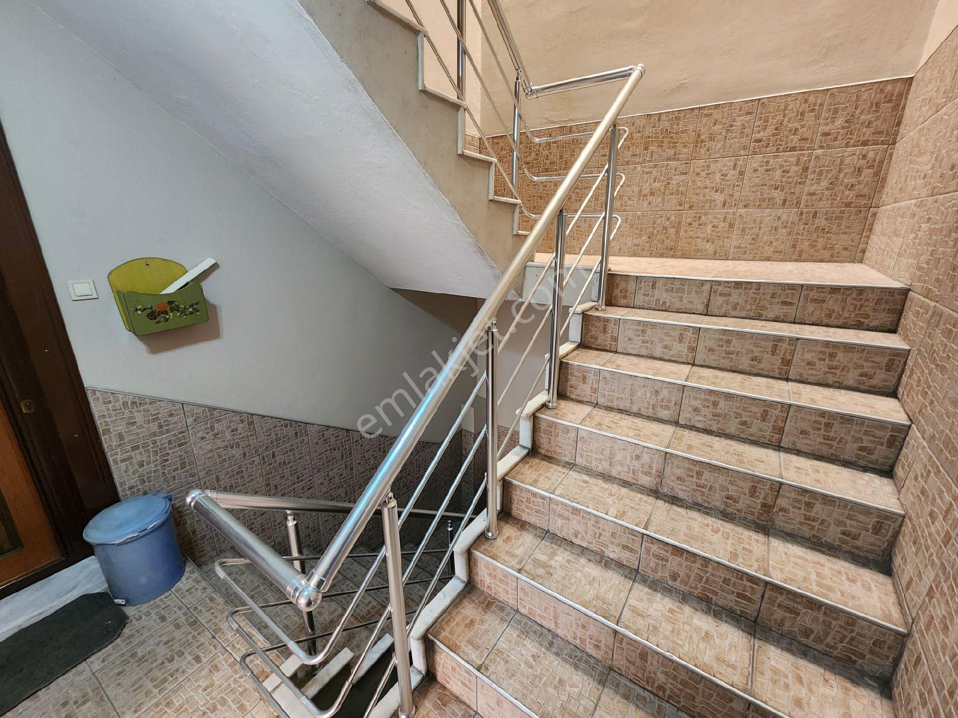 Aydınlıkevler Mah. Çiğli İzmir'de 3+1 Bahçe Katı Satılık Daire - Görsel 11