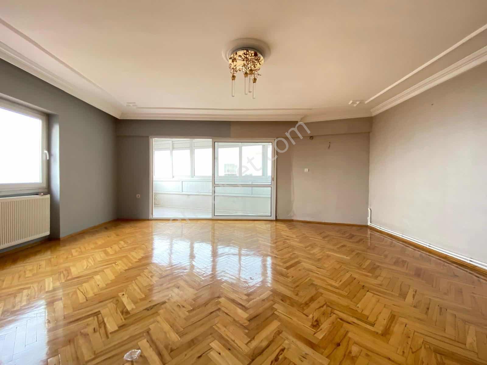 Yeşilyurt Sevgi Yolu Üstün De 4+1, 130 M2 Manzaralı Yapılı Daire - Görsel 5