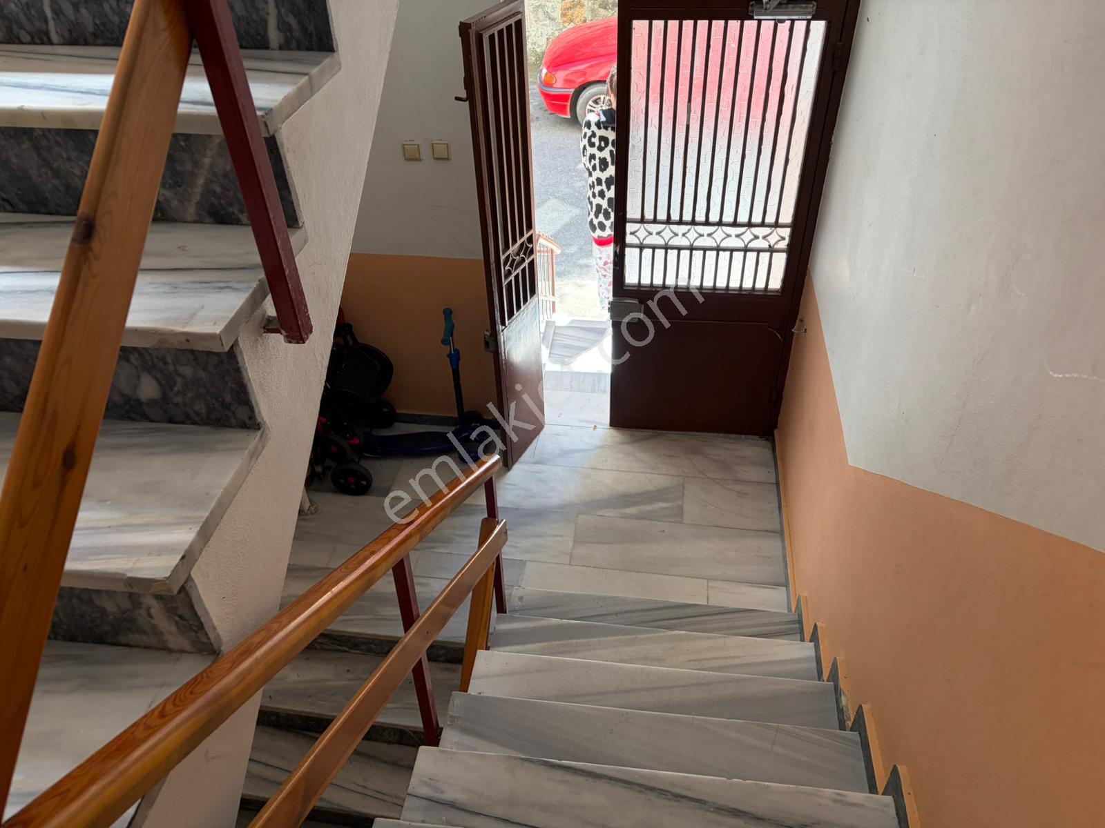 Vyg'den Karşıyaka Mahallesi 3+1 Kiralık Daire - Görsel 4
