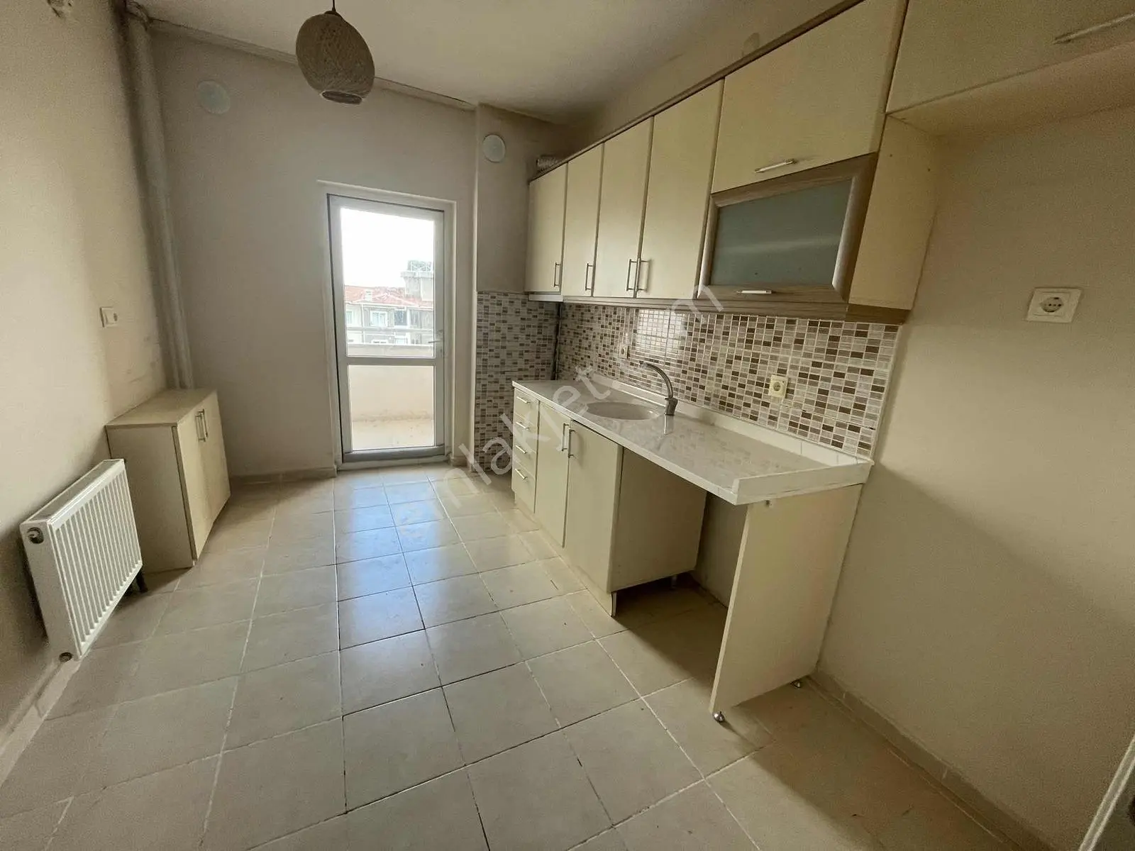 Turyap'tan Yapracık Toki Merkezi Konumlu 3+1 Kiralık Daire