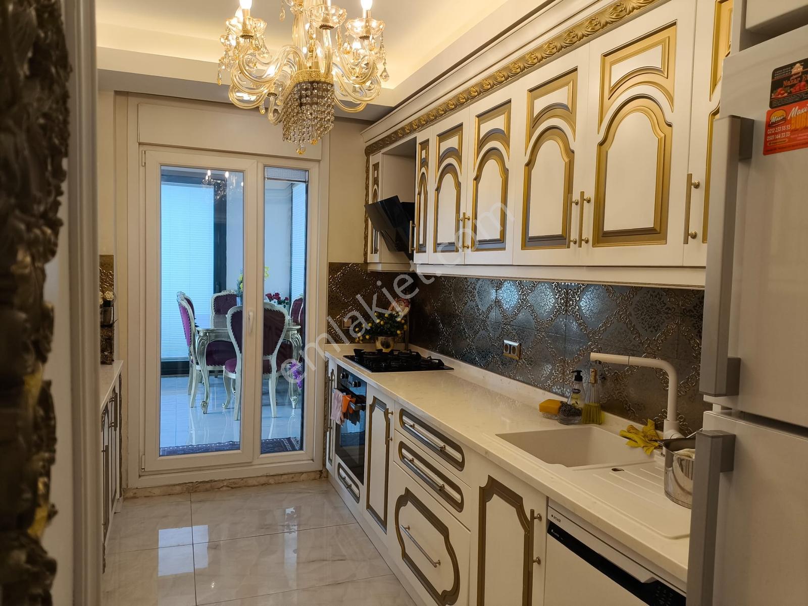 Sahil Mahallesi Deniz Manzaralı 5+2 500m2 Satılık Villa - Görsel 13