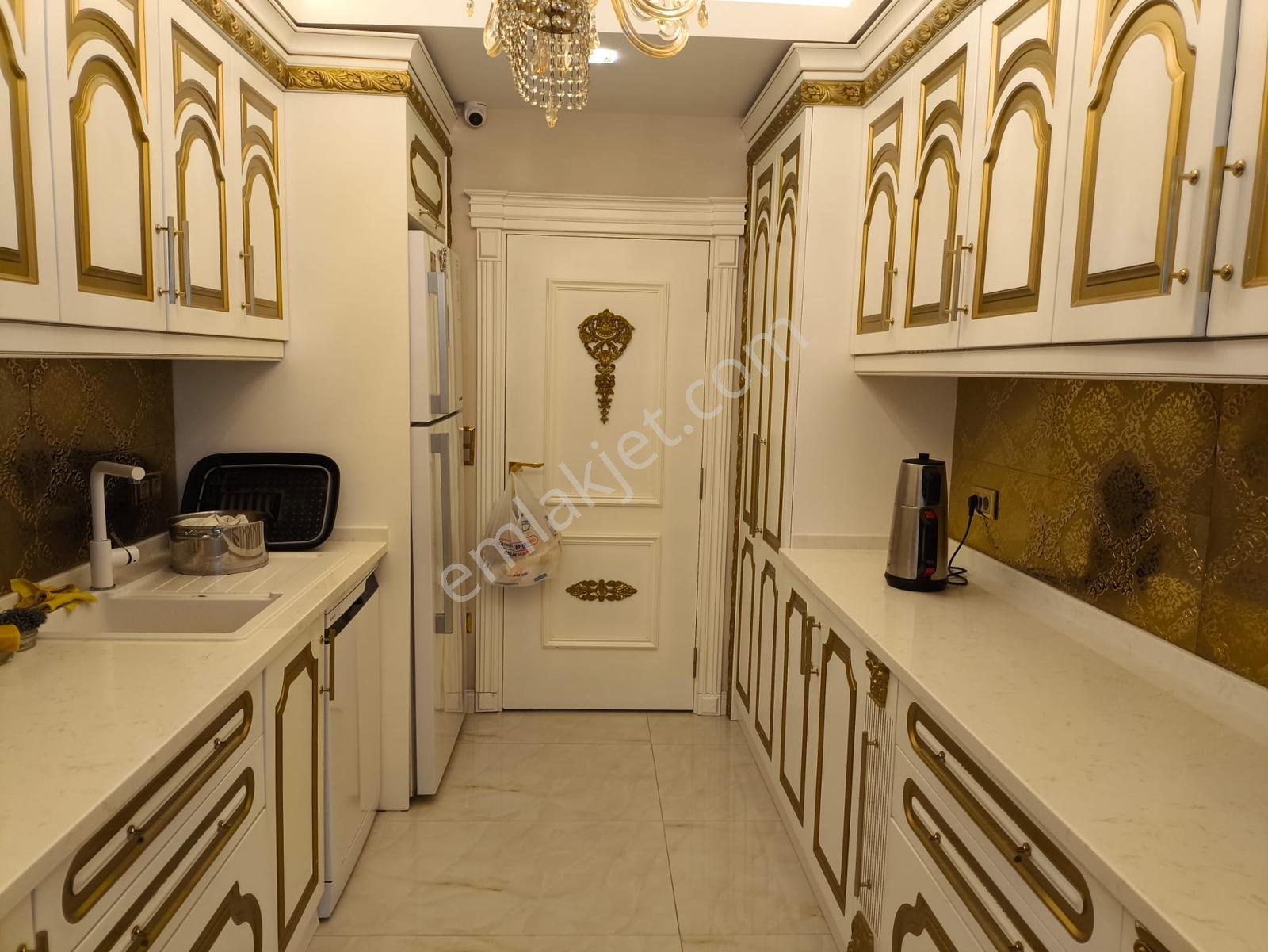 Sahil Mahallesi Deniz Manzaralı 5+2 500m2 Satılık Villa - Görsel 9