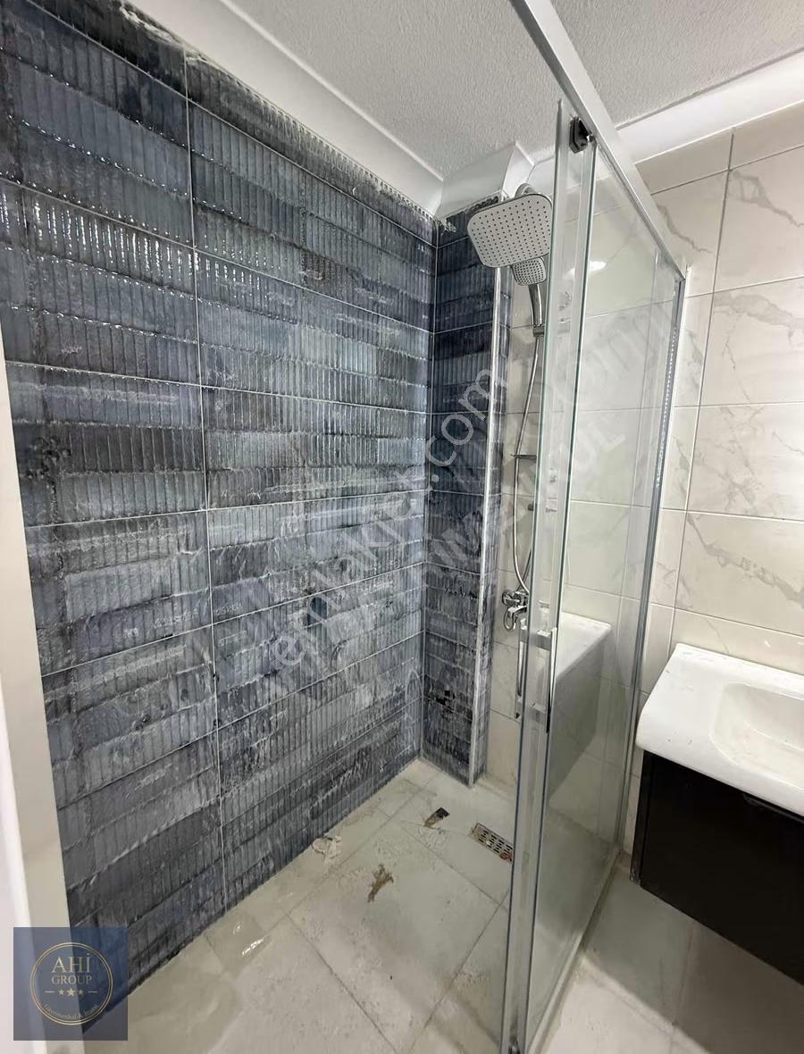 Ahi Group'tan Kiralık Ebeveyn Banyolu 3+1 Daire - Görsel 24