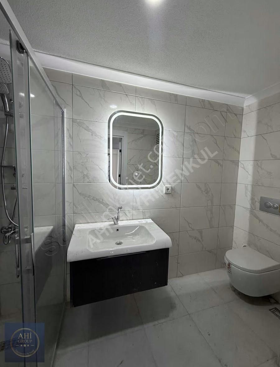 Ahi Group'tan Kiralık Ebeveyn Banyolu 3+1 Daire - Görsel 23