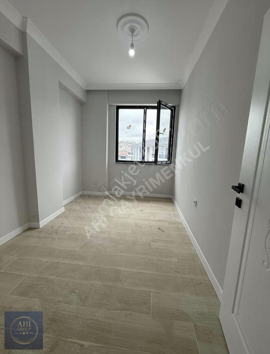 Ahi Group'tan Kiralık Ebeveyn Banyolu 3+1 Daire - Görsel 4