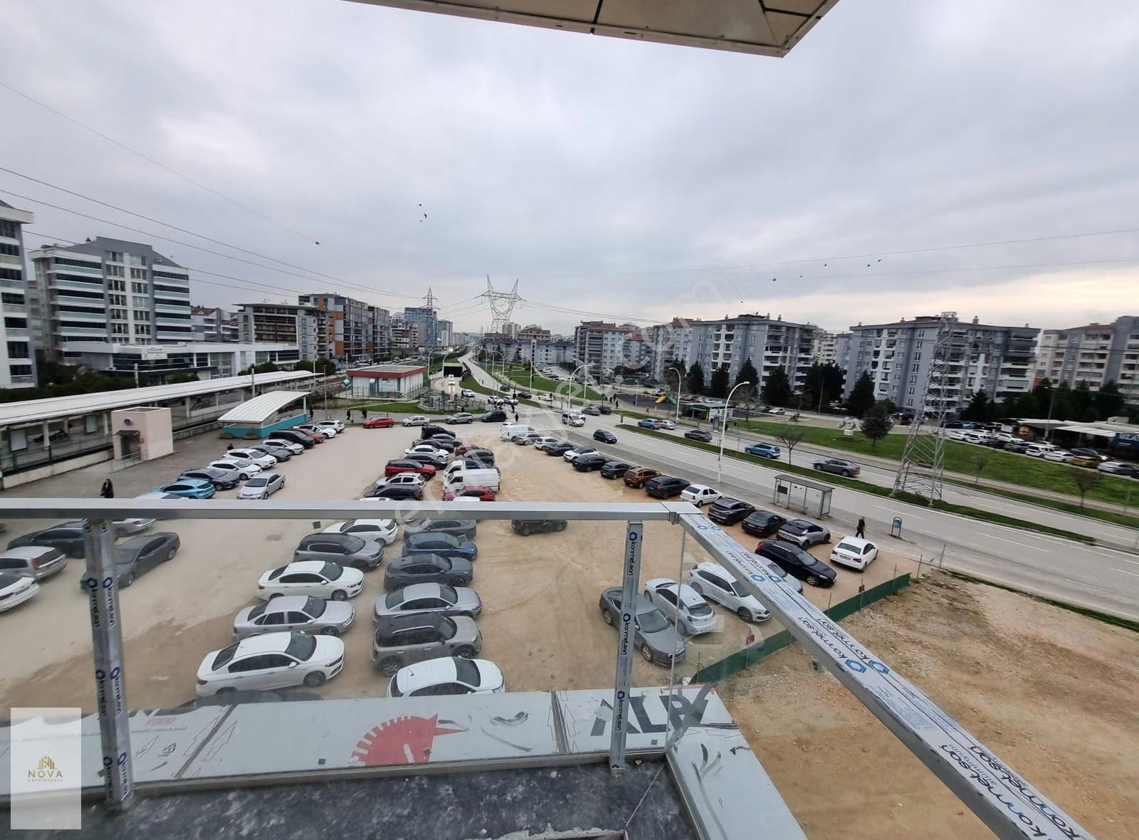 Nilüfer 29 Ekim Mahallesi Metro İstasyonu Önü Kiralık 1+1 Ofis - Görsel 6
