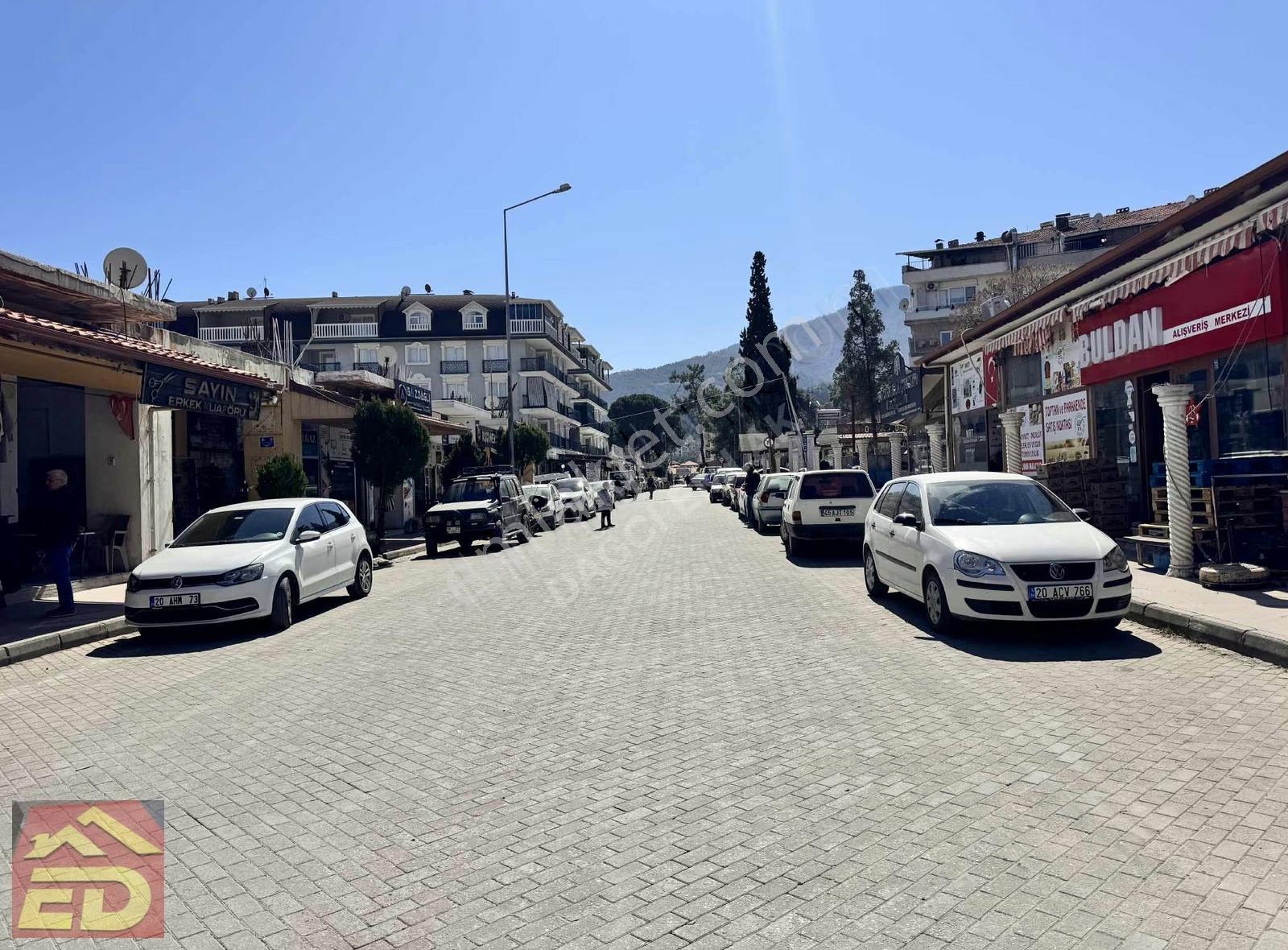 Buldan Çarşı Merkezde Satılık 100m² Dükkan - Yatırım Fırsatı! - Görsel 3
