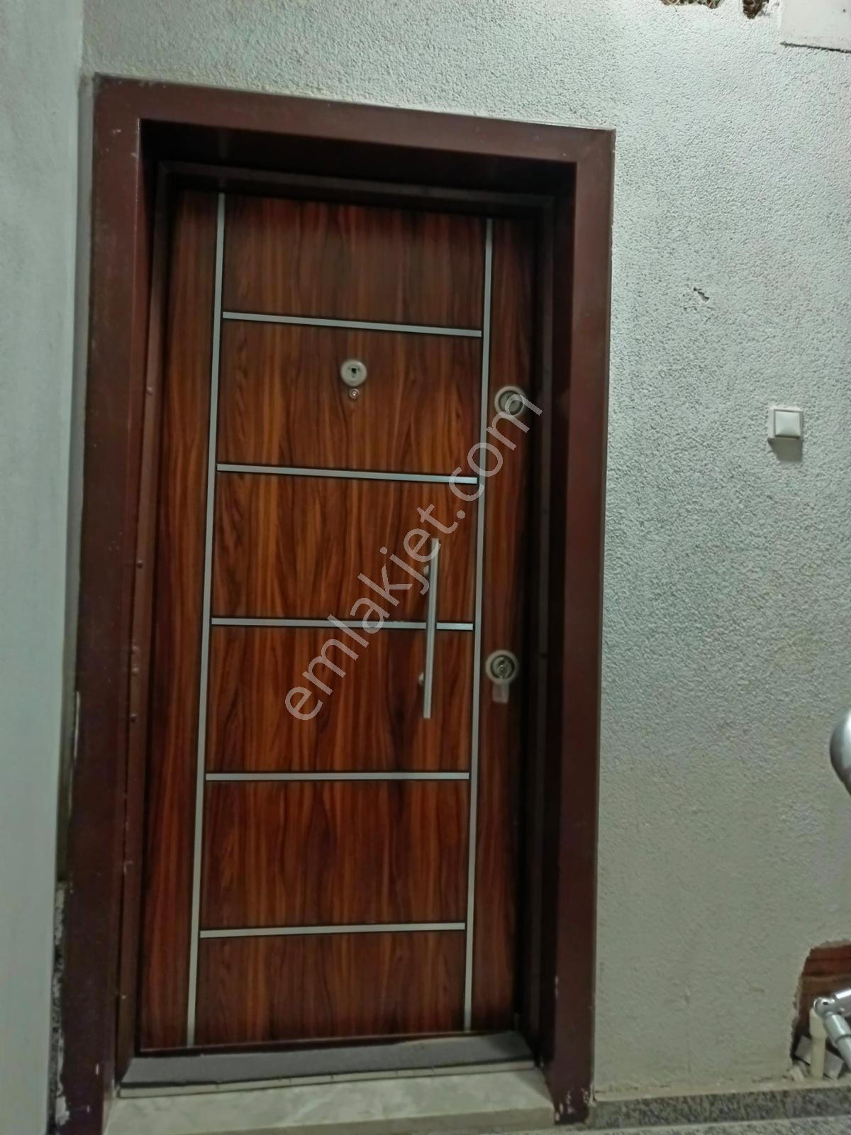 Edirne Atatürk Mahallesi'nde Merkezi Konum Satılık 3+1 Daire - Görsel 2
