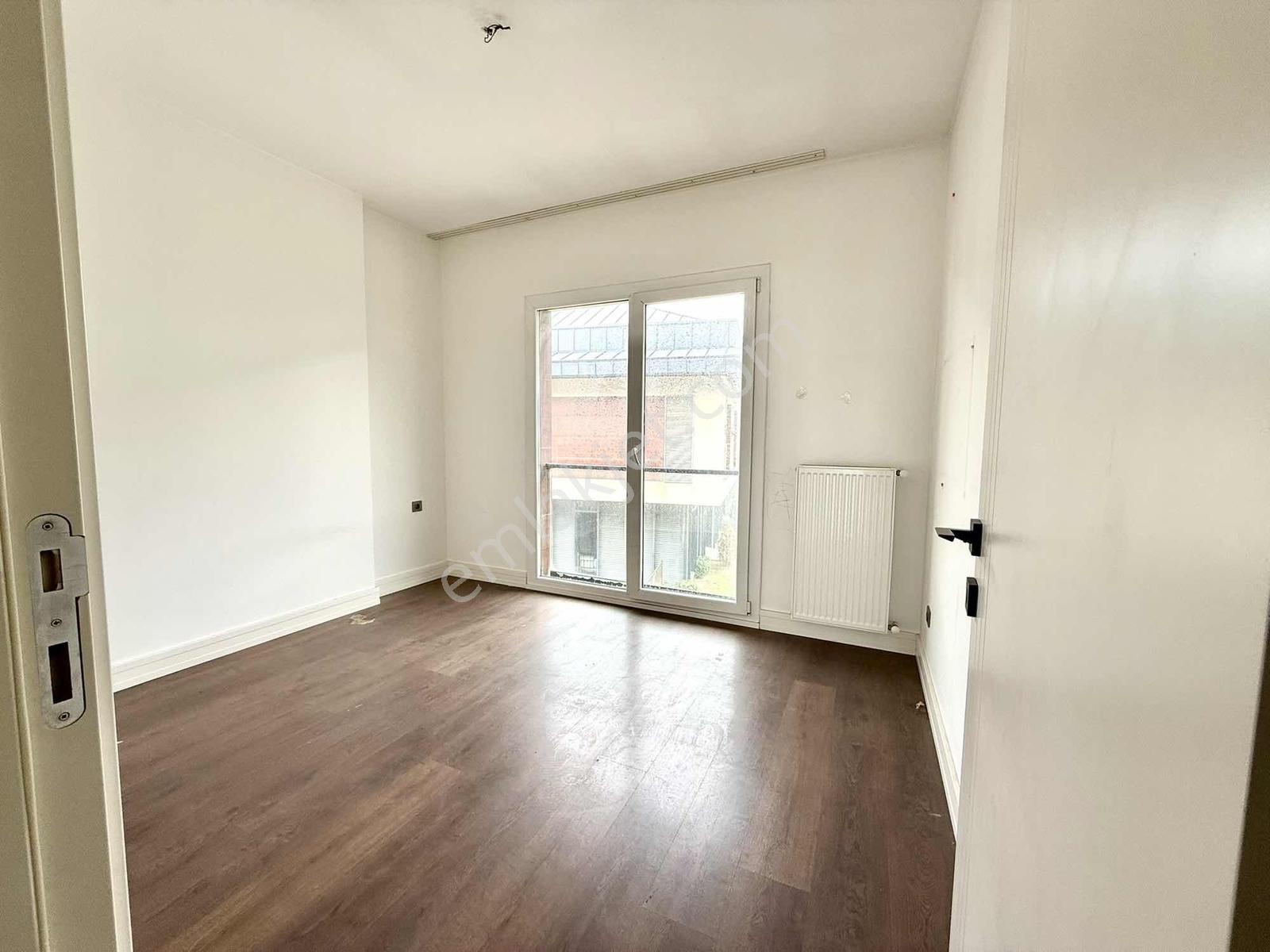 Villa Tipi Deniz Manzaralı Vatandaşlığa Uygun Dublex Daire - Görsel 33