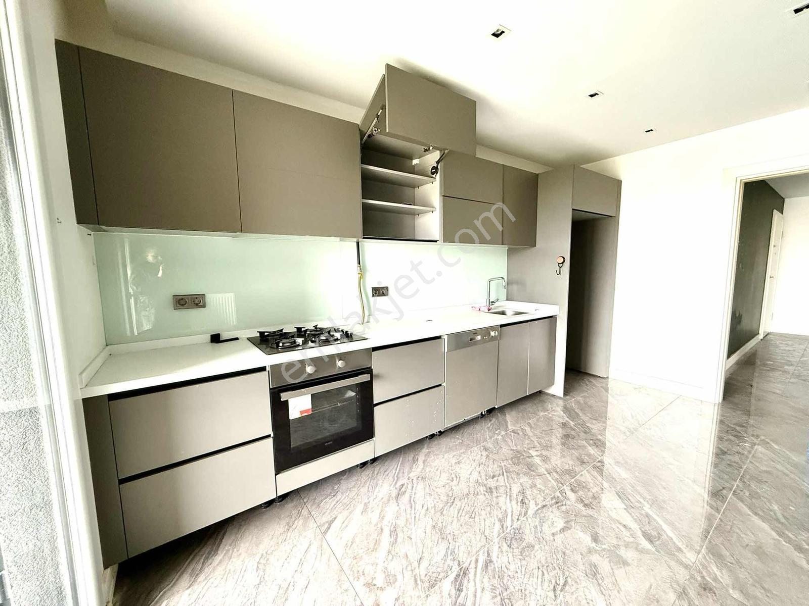 Villa Tipi Deniz Manzaralı Vatandaşlığa Uygun Dublex Daire - Görsel 21