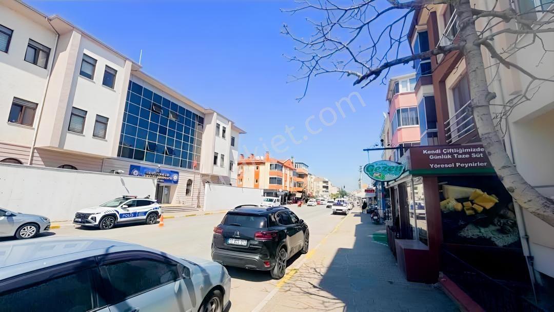 Paşaalanında Merkezi Ve Değerli Lokasyonda Komple Satılık Bina - Görsel 32