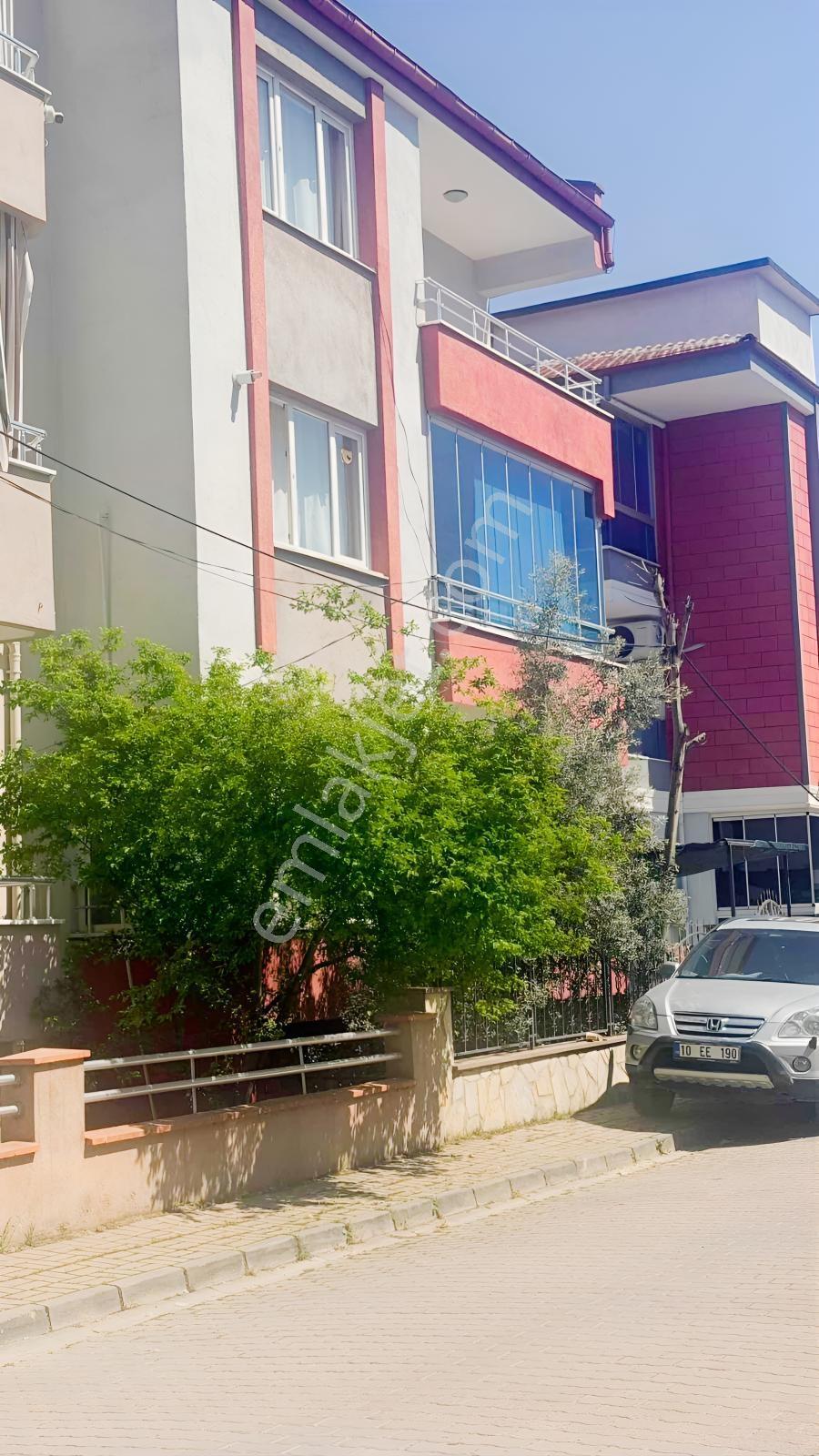 Paşaalanında Merkezi Ve Değerli Lokasyonda Komple Satılık Bina - Görsel 13