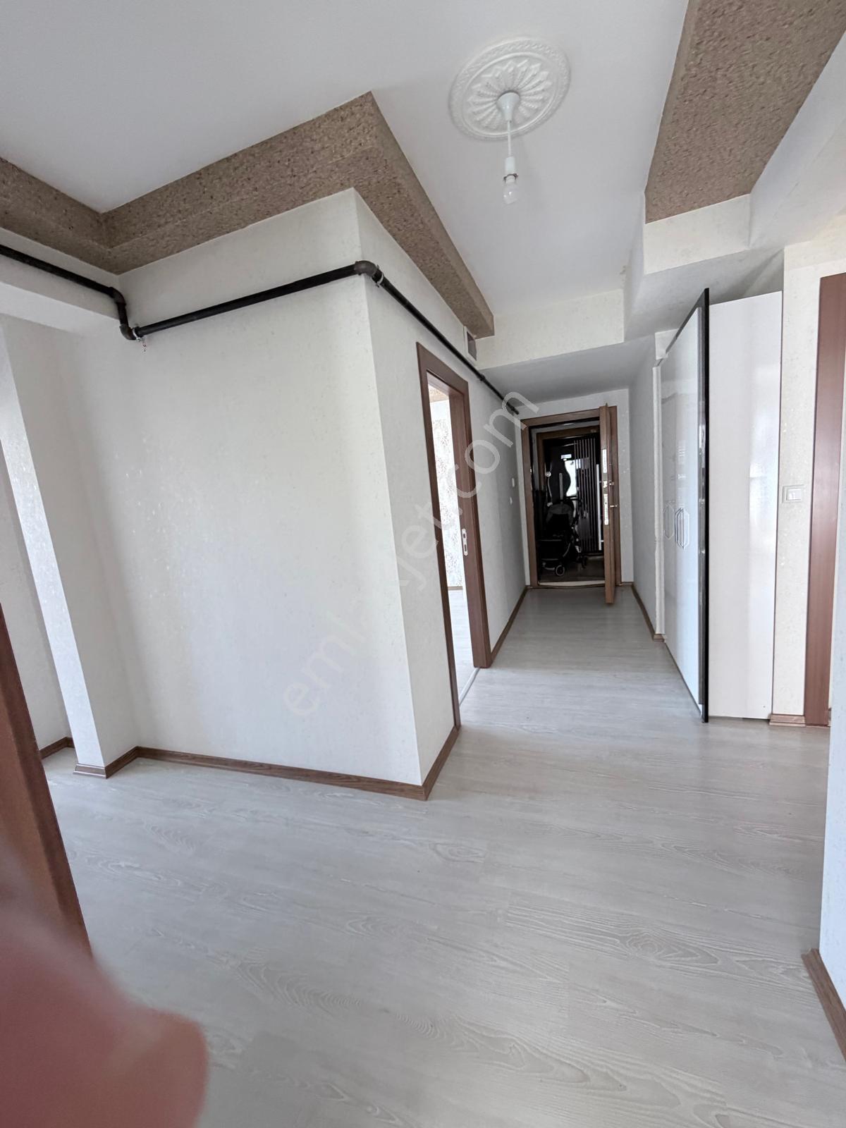 Ankara Keçiören Bağlum Hisarda Kat 3 Kök Tapulu Satlık 3+1 - Görsel 18