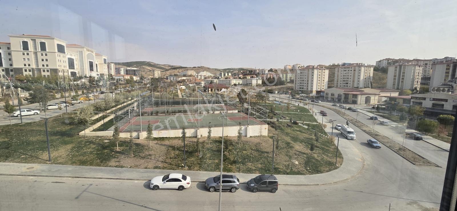 Msyapı Emlaktan 78m2 Merkezi Yerde Kiralık Ofis - Görsel 9