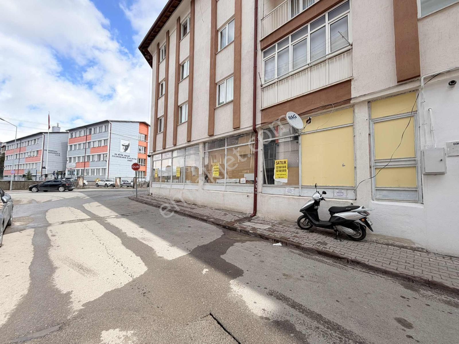 Sivas Ozan Emlak'tan Mehmet Paşa'da Satılık 180 M² Dükkan - Görsel 11