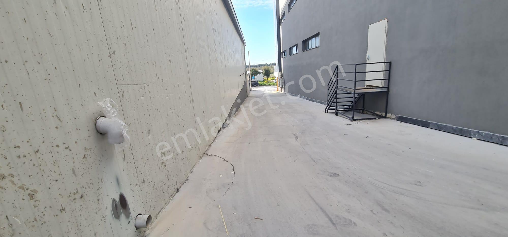 Buca Begos Organize 1500 M² Zemin Kat Kiralık Depo - İşyeri - Görsel 16