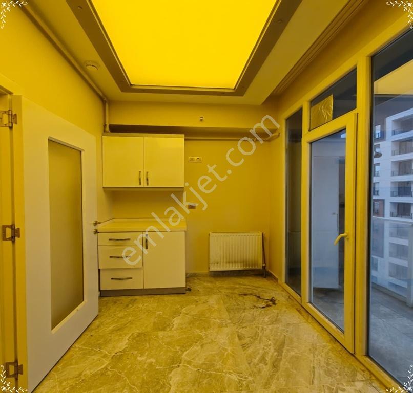 Esenyurt Yeşilkent Mh Liv Terrace 2+1 Sosyal Aktiviteli Site'de