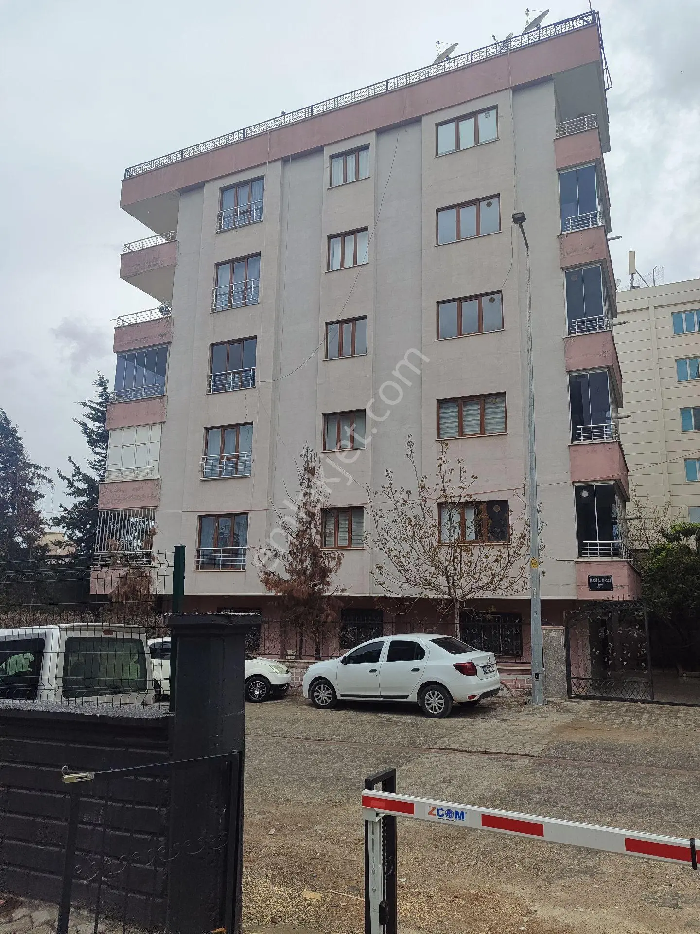 Onur Emlaktan Paşabağı Mah Kiralık 4+1 Daire