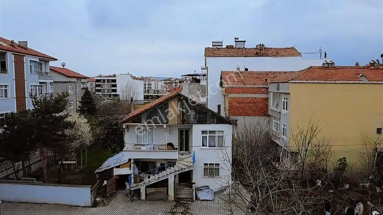Yıldırım Emlaktan Kemalpaşa Mahallesi Satılık Müstakil 420 M2 Ev