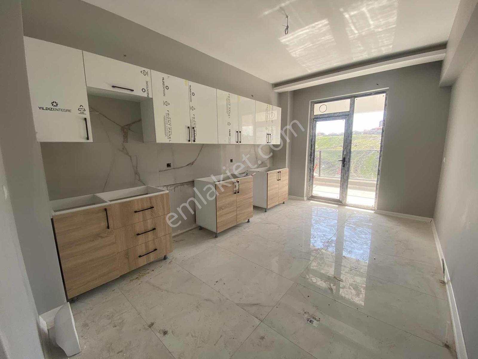 Protokol Yolu Yakını G.odalı Teras Balkonlu Sıfır 4+1 Daire - Görsel 7