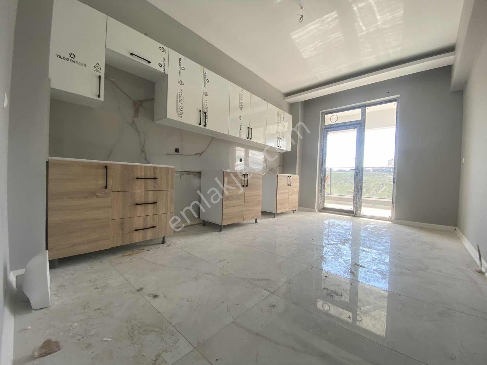 Protokol Yolu Yakını G.odalı Teras Balkonlu Sıfır 4+1 Daire - Görsel 16