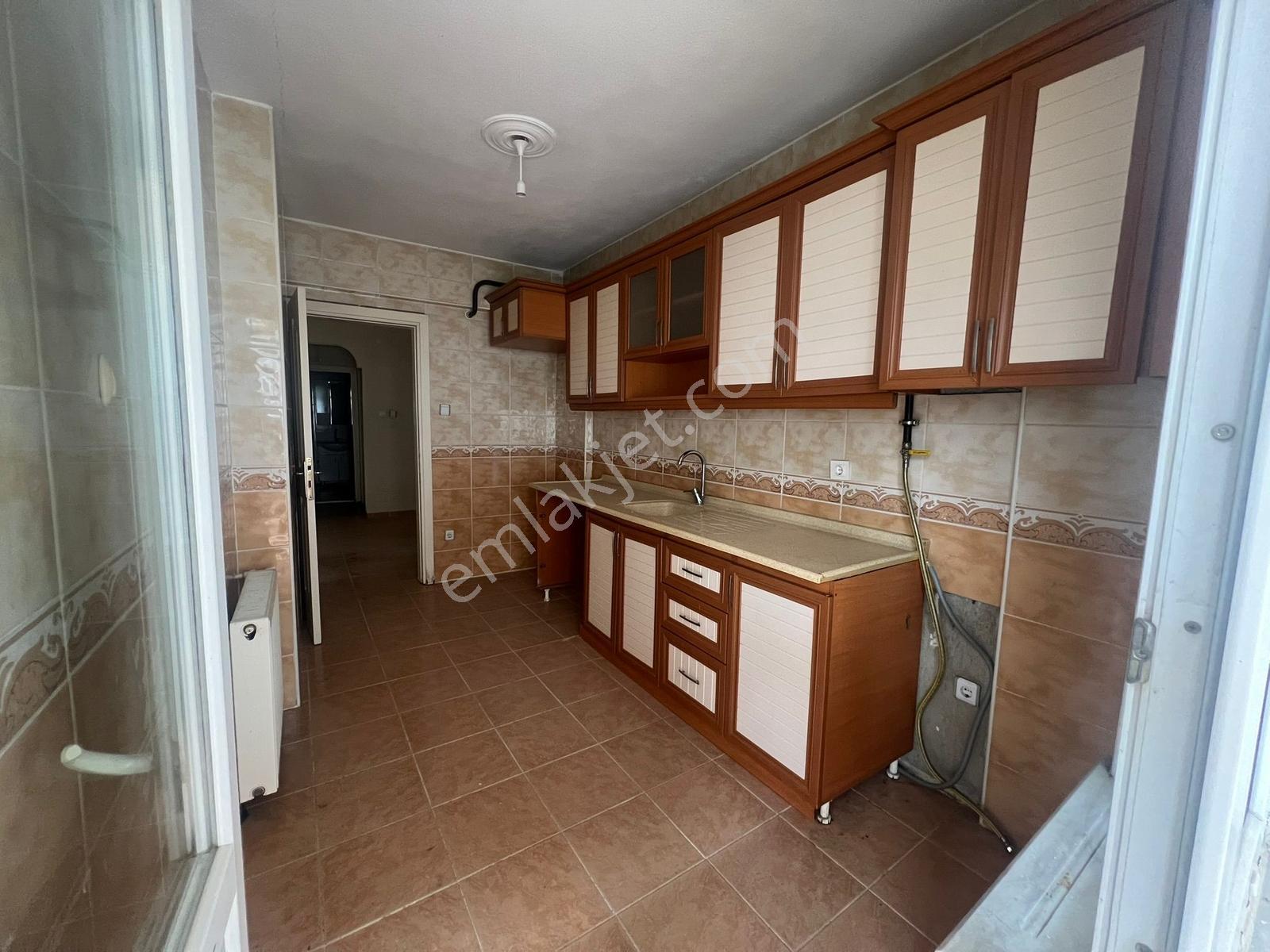 Çerkezköy Fevzipaşa Mahallesi Memur Sokakta Kiralık 2+1 Daire - Görsel 7