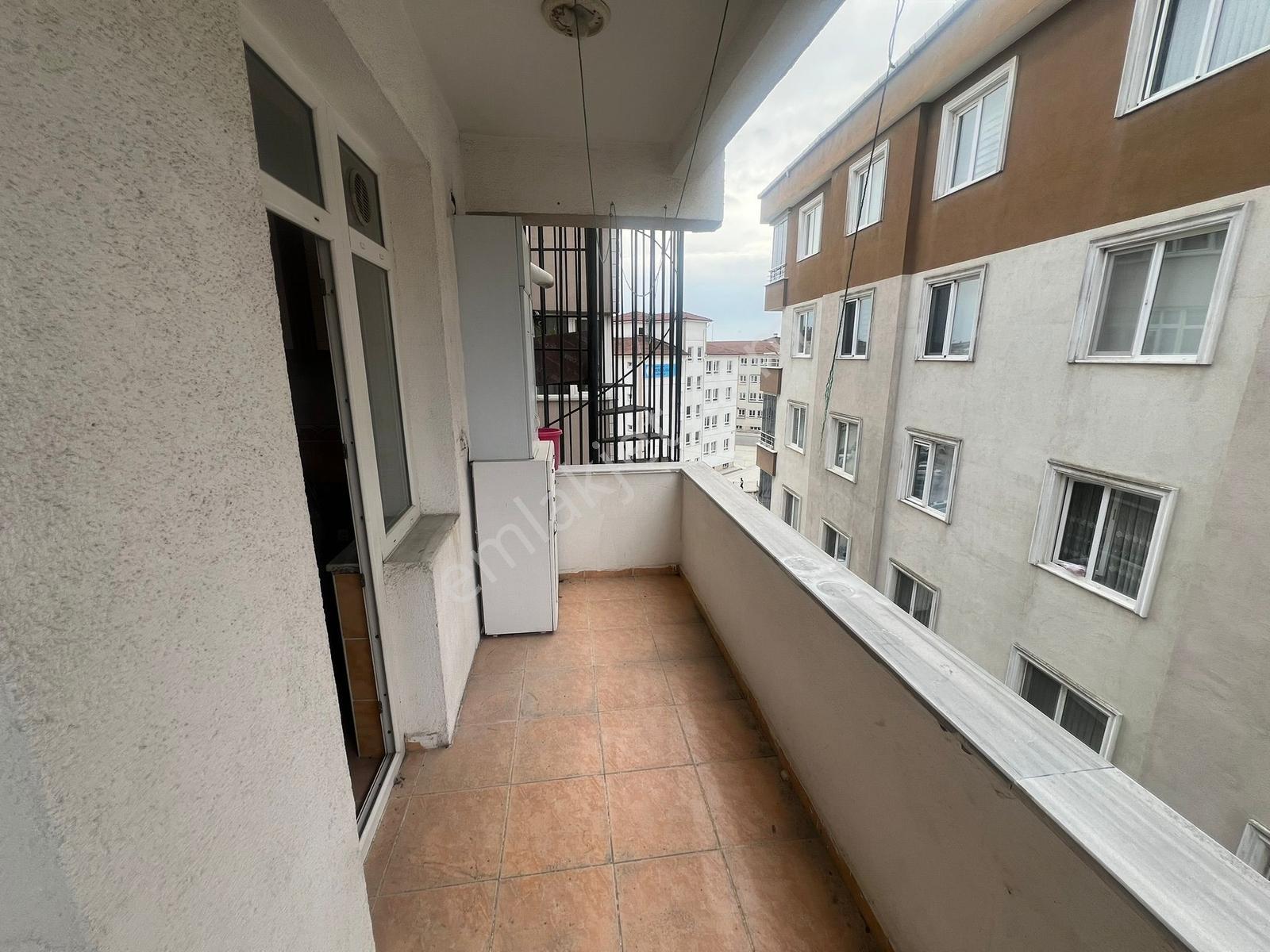 Çerkezköy Fevzipaşa Mahallesi Memur Sokakta Kiralık 2+1 Daire - Görsel 8