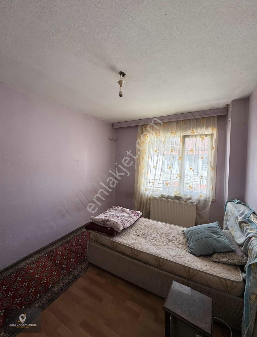 Rota'dan Karamürsel Merkeze Yakın Eşyalı Kiralık 3+1 Daire! - Görsel 9