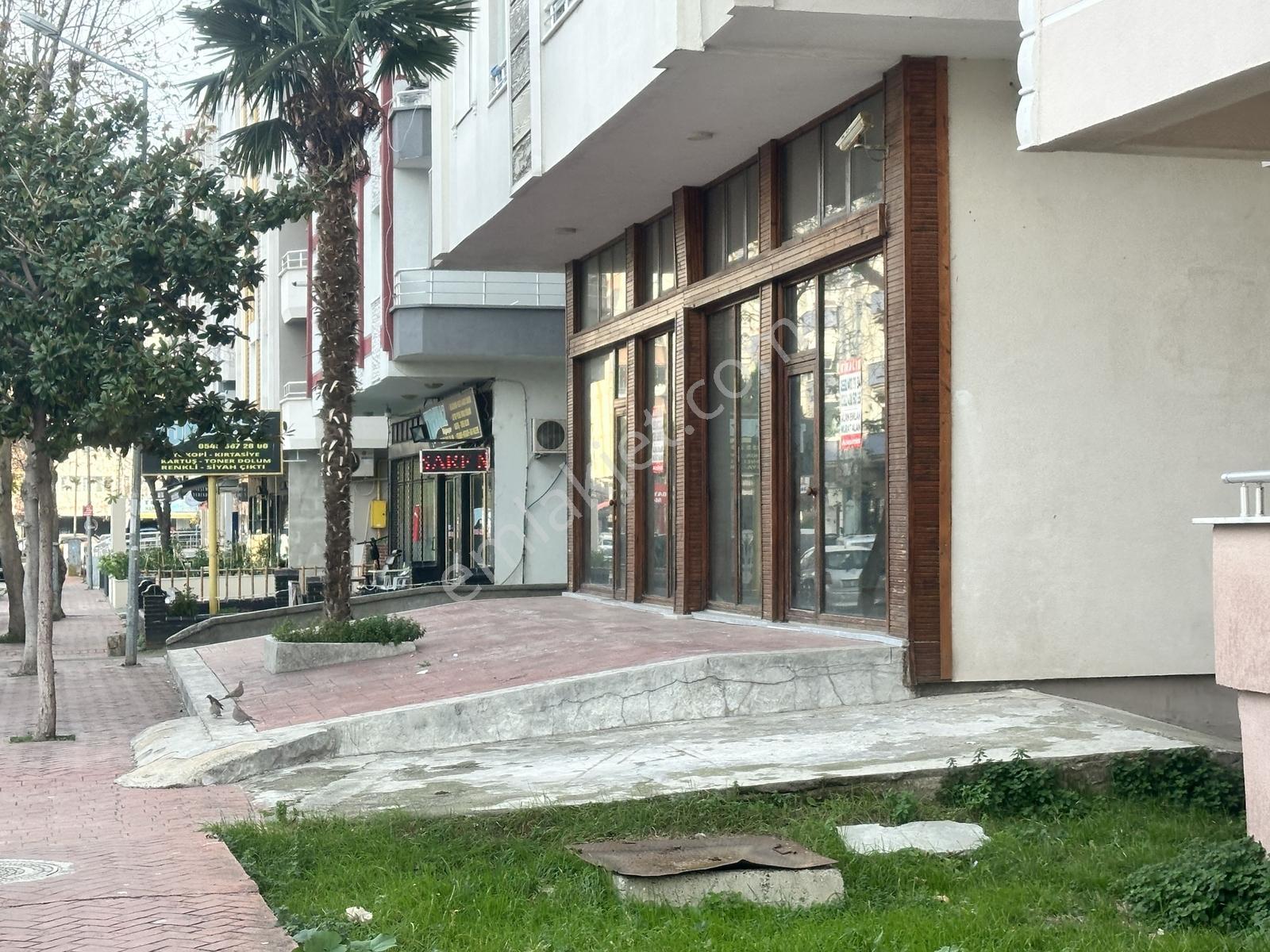 Alan Emlak; Depozito Yok!!, İki Katlı, Ön Alanı Çok Geniş - Görsel 3