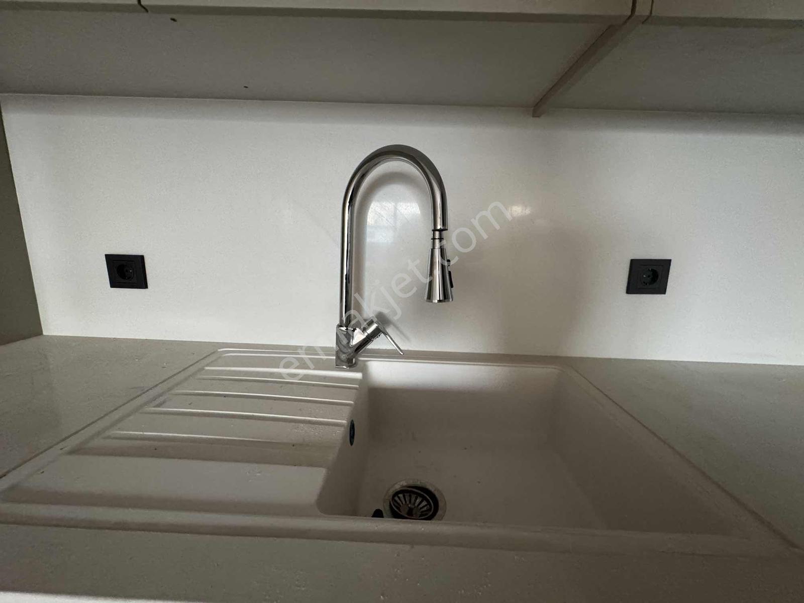 Karşıyaka İmbatlı Yeni Binada 2+1 Ve 3+1 Lüks Kiralık Daireler - Görsel 9