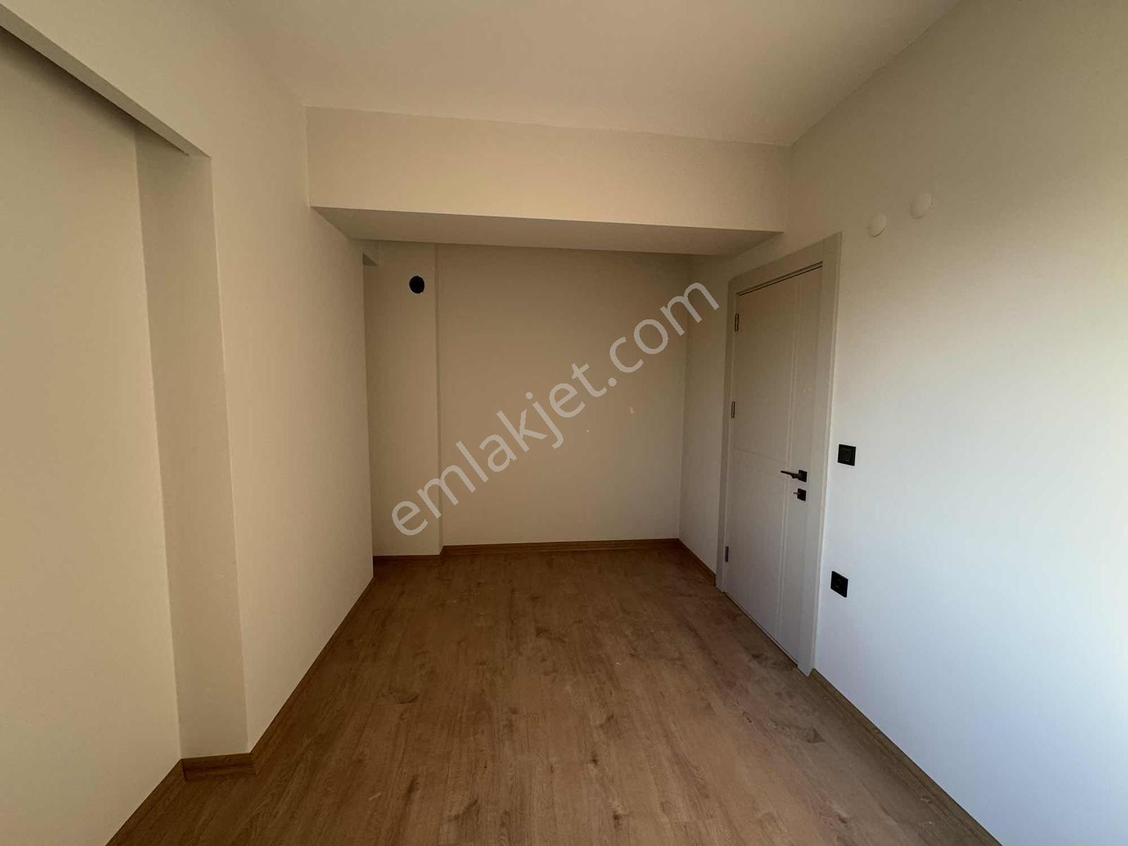 Karşıyaka İmbatlı Yeni Binada 2+1 Ve 3+1 Lüks Kiralık Daireler - Görsel 18