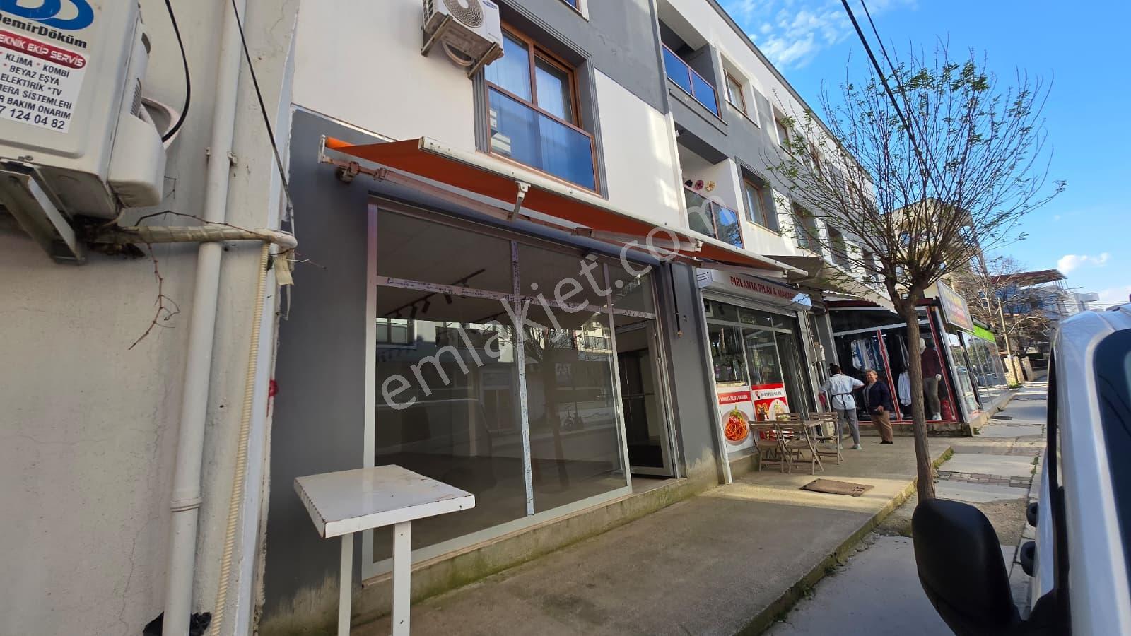 Menderes Kasımpaşa Mahallesi 50. Yıl Caddesi’nde Kiralık Dükkan! - Görsel 18