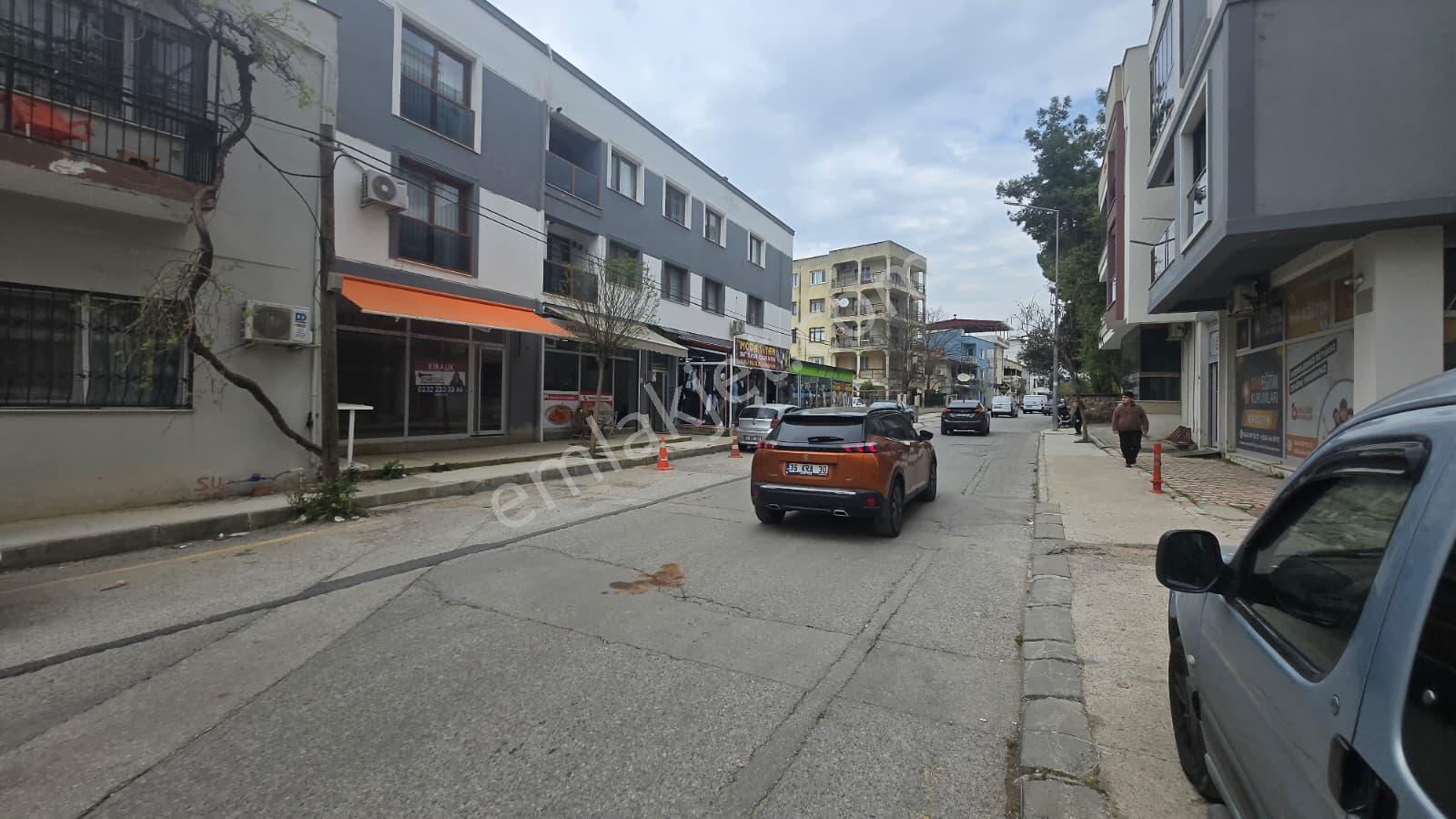 Menderes Kasımpaşa Mahallesi 50. Yıl Caddesi’nde Kiralık Dükkan! - Görsel 17