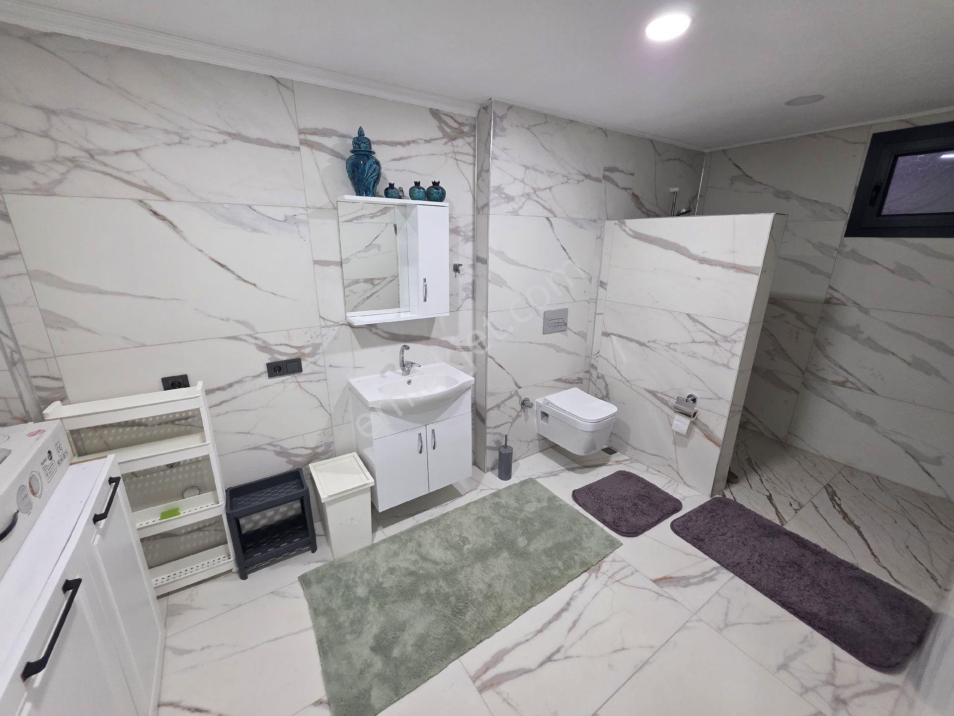 Aydın Didim Mavişehir'de Denize 300 Metre Fiyat Avantajlı 5+1 Tam Müstakil Villa - Görsel 21