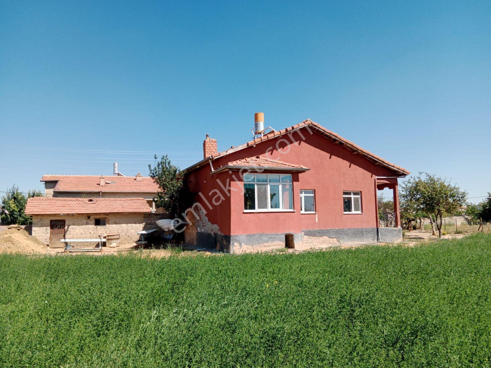 Saraçoğlunda Evi Ve Cardagi Satılık Mülk - Görsel 4