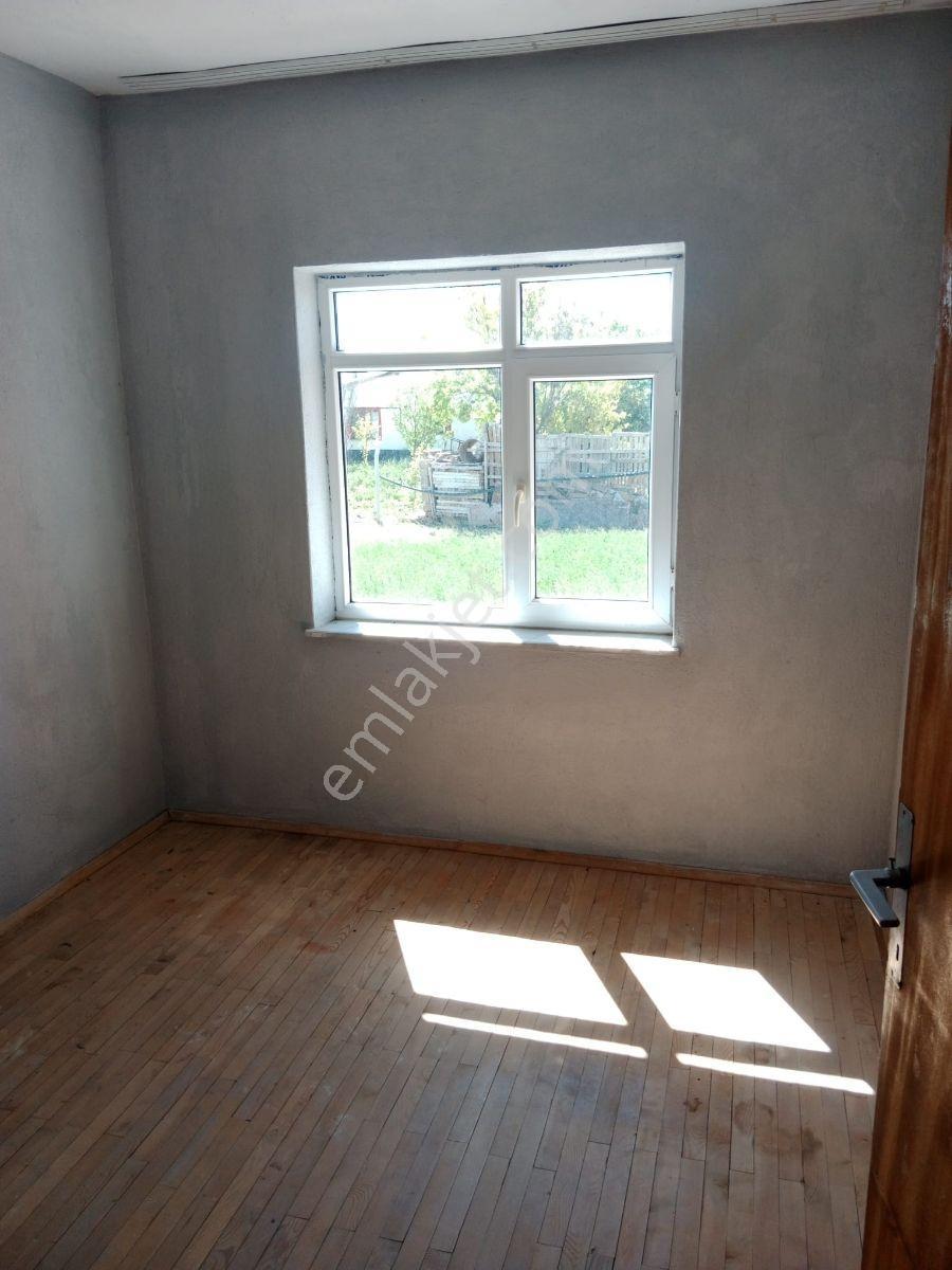 Saraçoğlunda Evi Ve Cardagi Satılık Mülk - Görsel 19