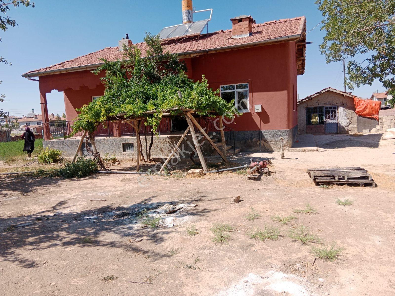 Saraçoğlunda Evi Ve Cardagi Satılık Mülk - Görsel 6