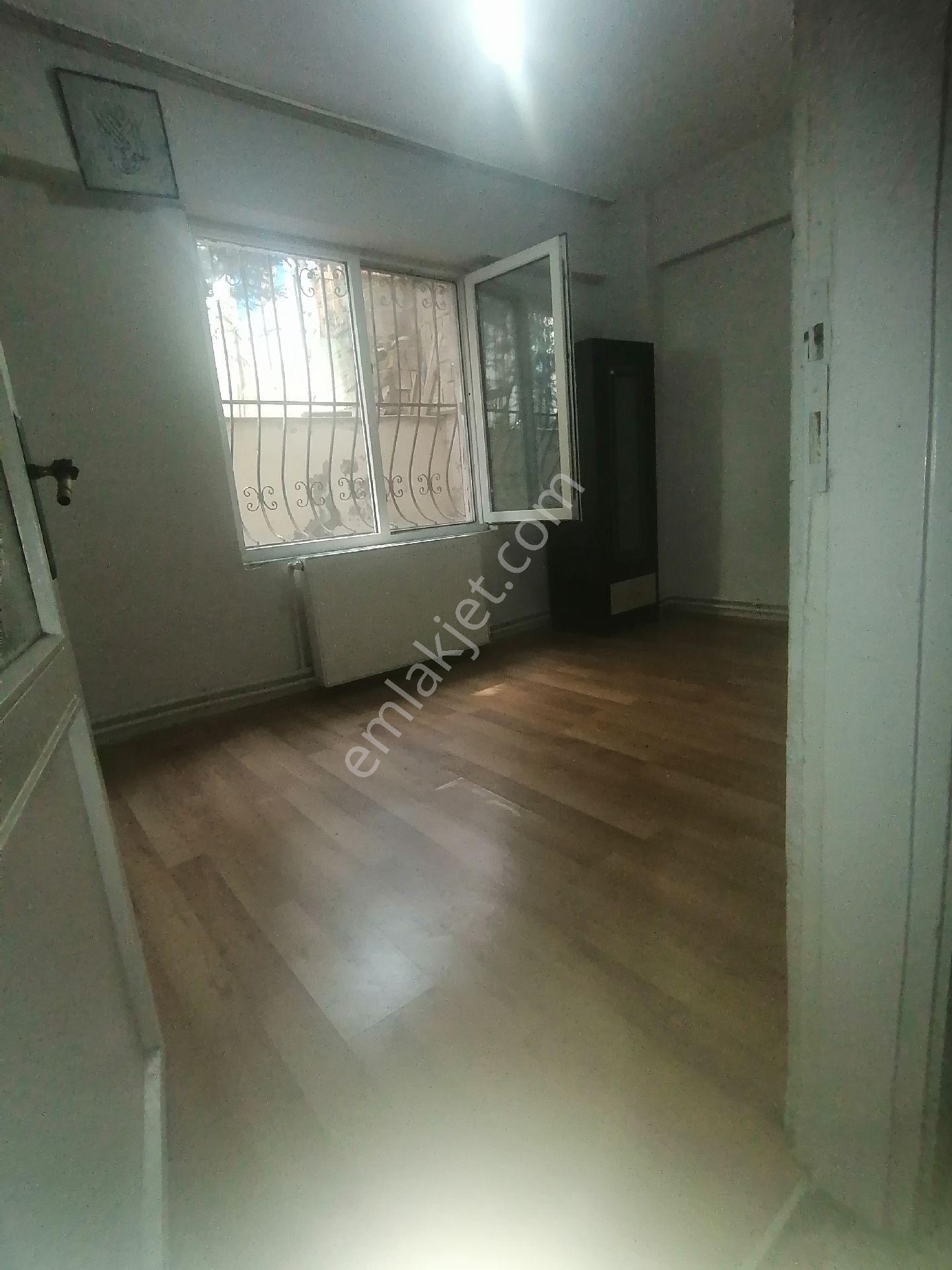 Ümraniye Çamlık Mahallesi İkbal Caddesi 2+1 Bahçe Kat Yabancı Ya Uygun - Görsel 16