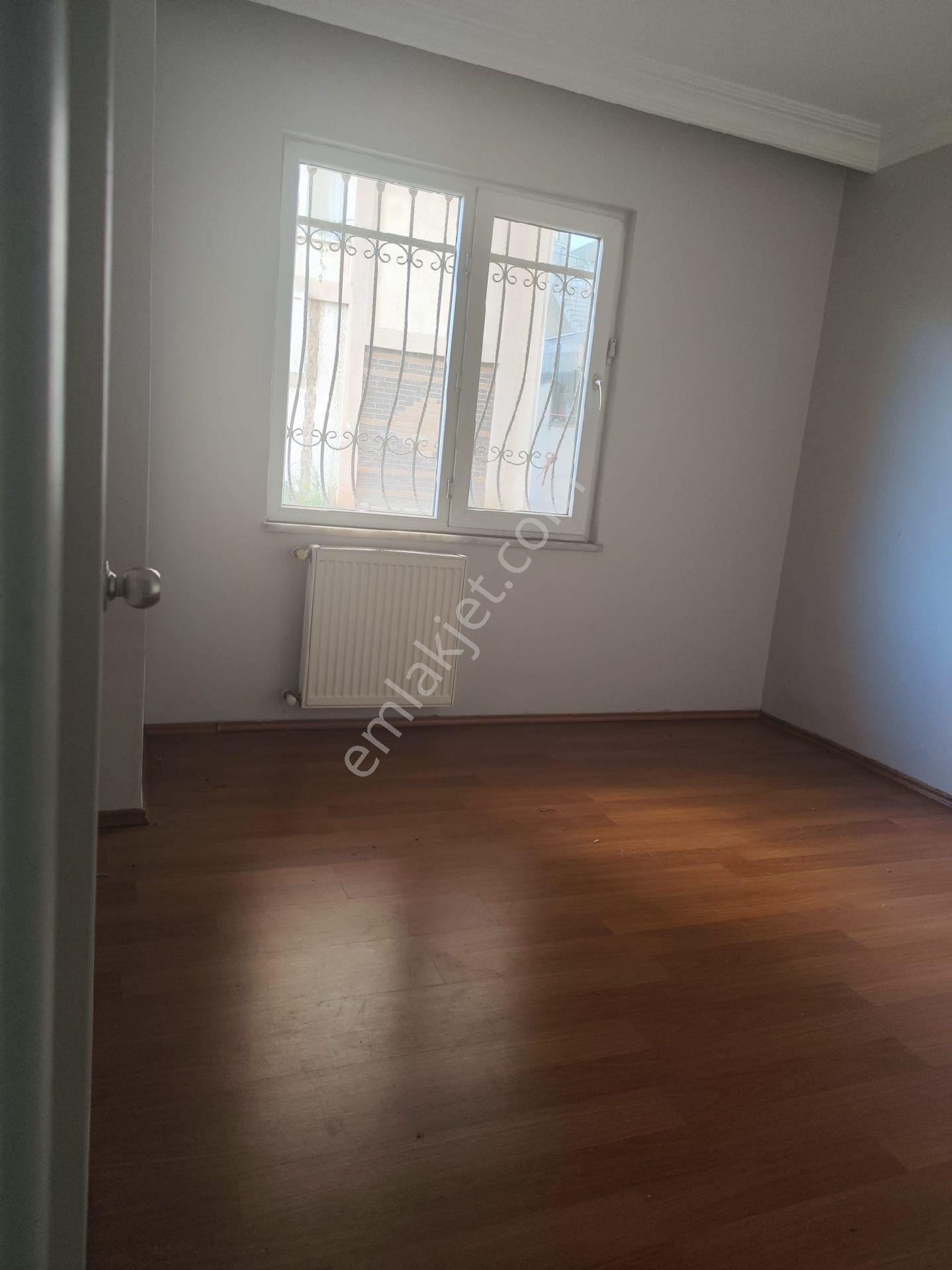Ümraniye Armağanevler Mahallesi Site İçi Yüksek Griş 1+1 Kiralık Daire Ev - Görsel 3