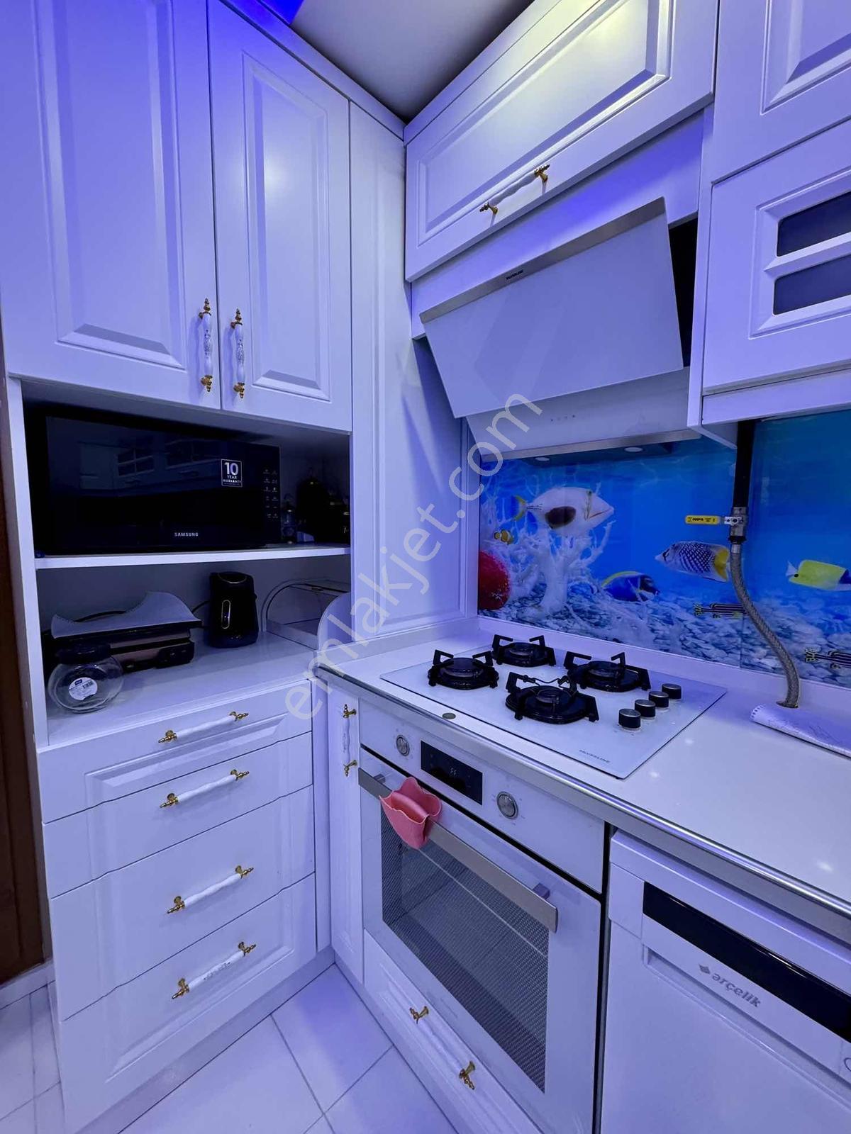 Asil Emlak'tan Muradiye Mah'sinde 3+1 Ara Kat 150m² Daire - Görsel 3