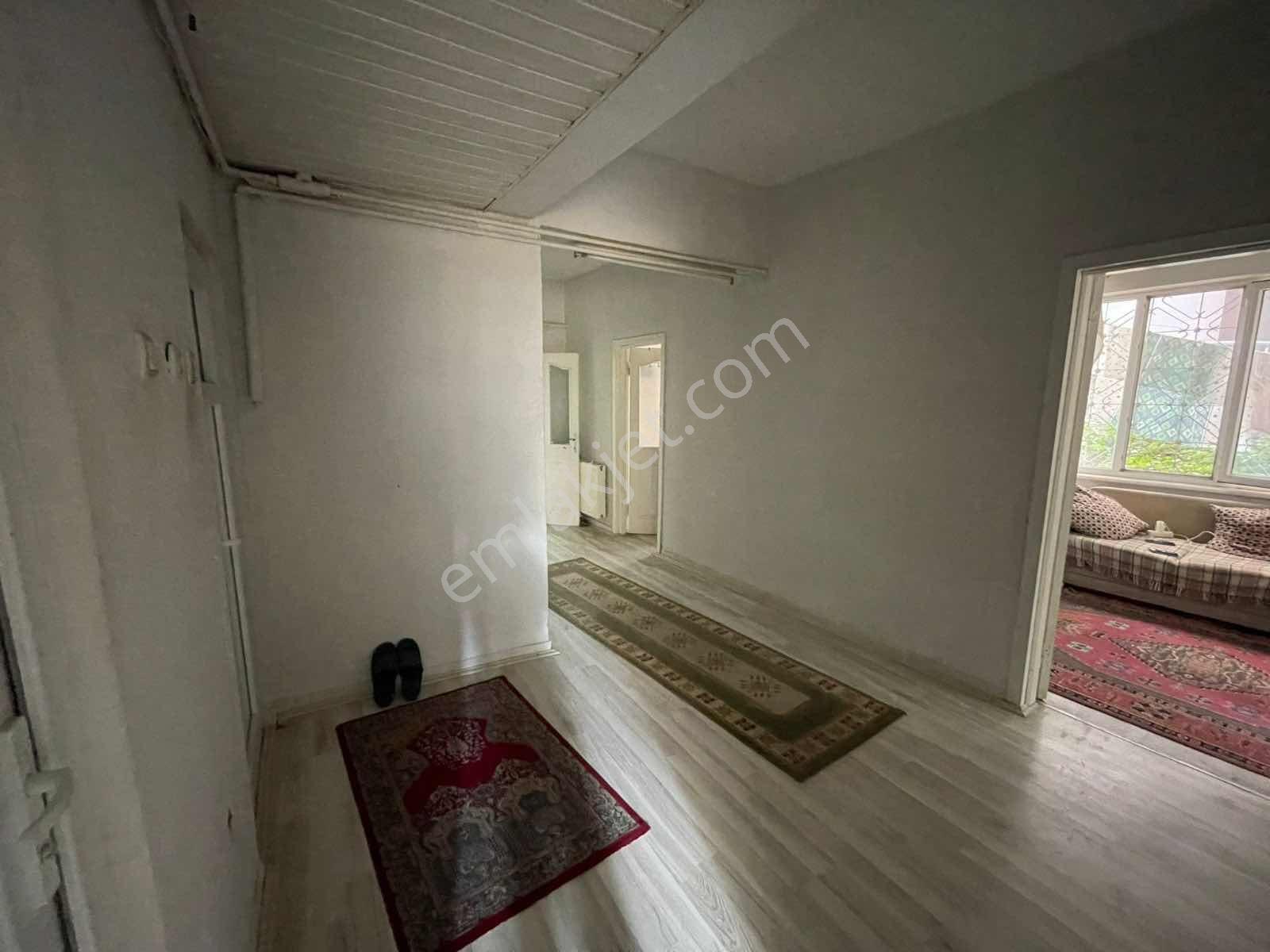 Fevzi Çakmak Mah. Konum Avantajlı Satılık 2+1 Bodrum Daire - Görsel 2
