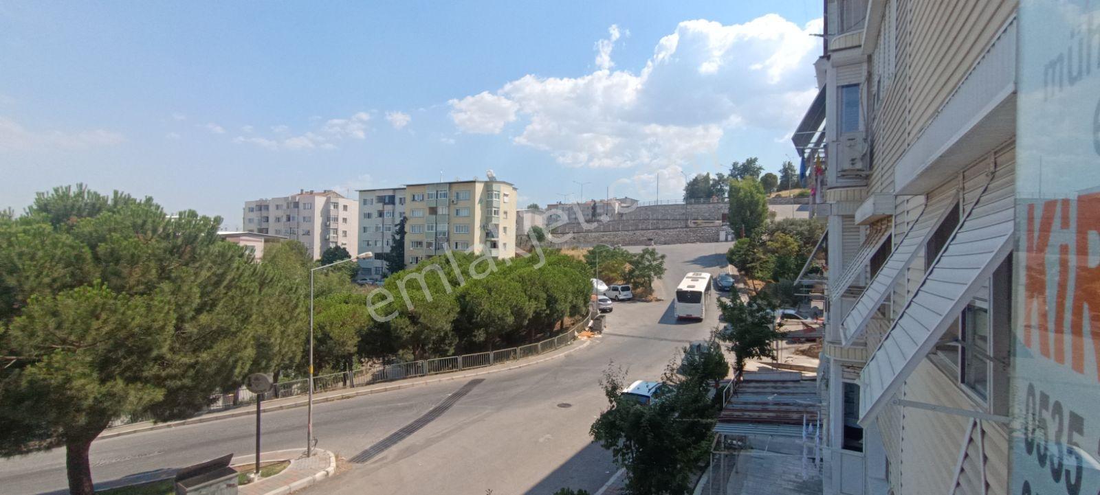 Mühendis Emlak Yurtoğlu Mh Merkezde Full Eşyalı 85m2 Temiz Daire - Görsel 7