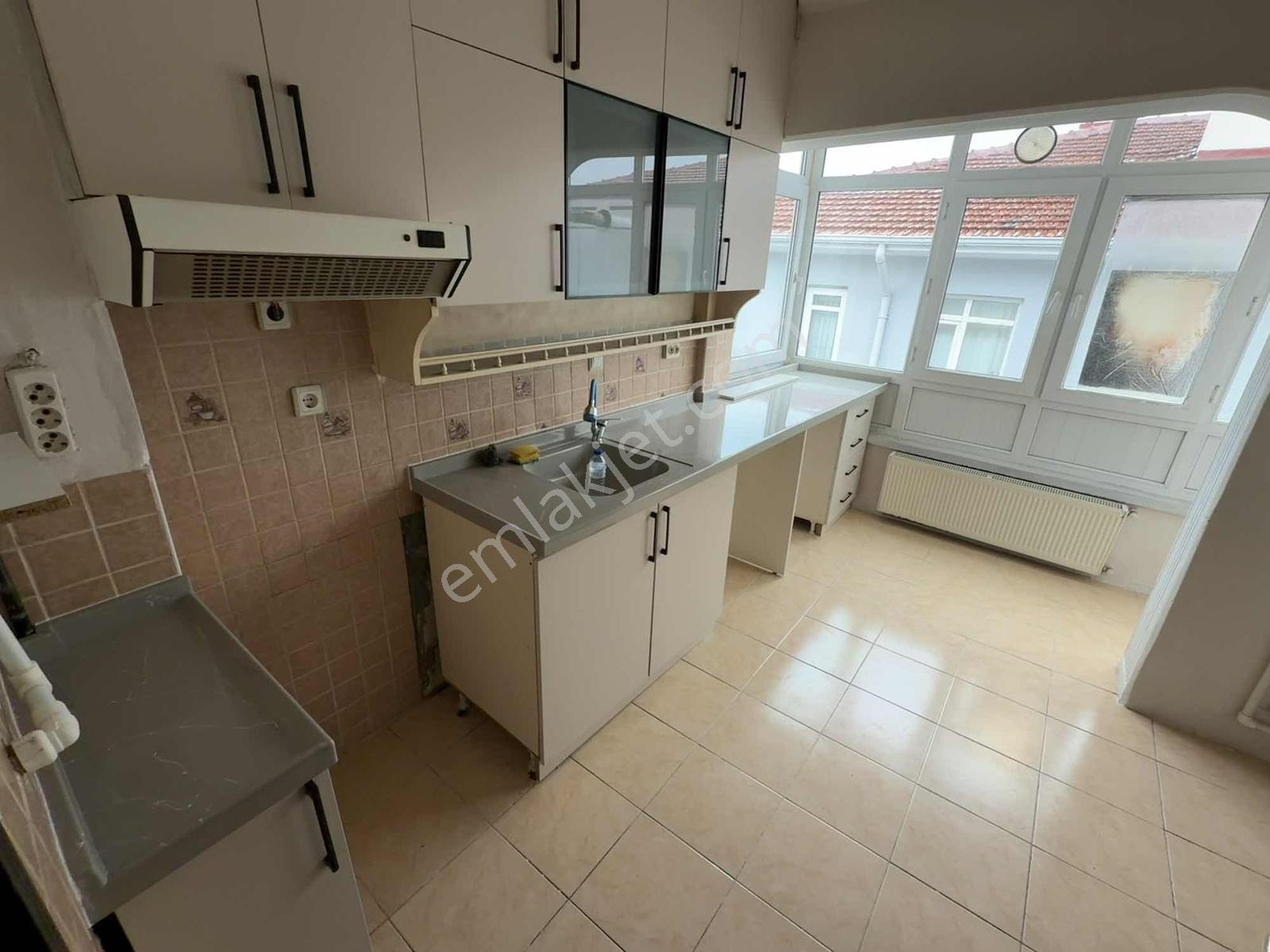 Kılıçsoy'dan Basın Cad. Metoroloji Metro 500 Metre 3+1 - Görsel 5