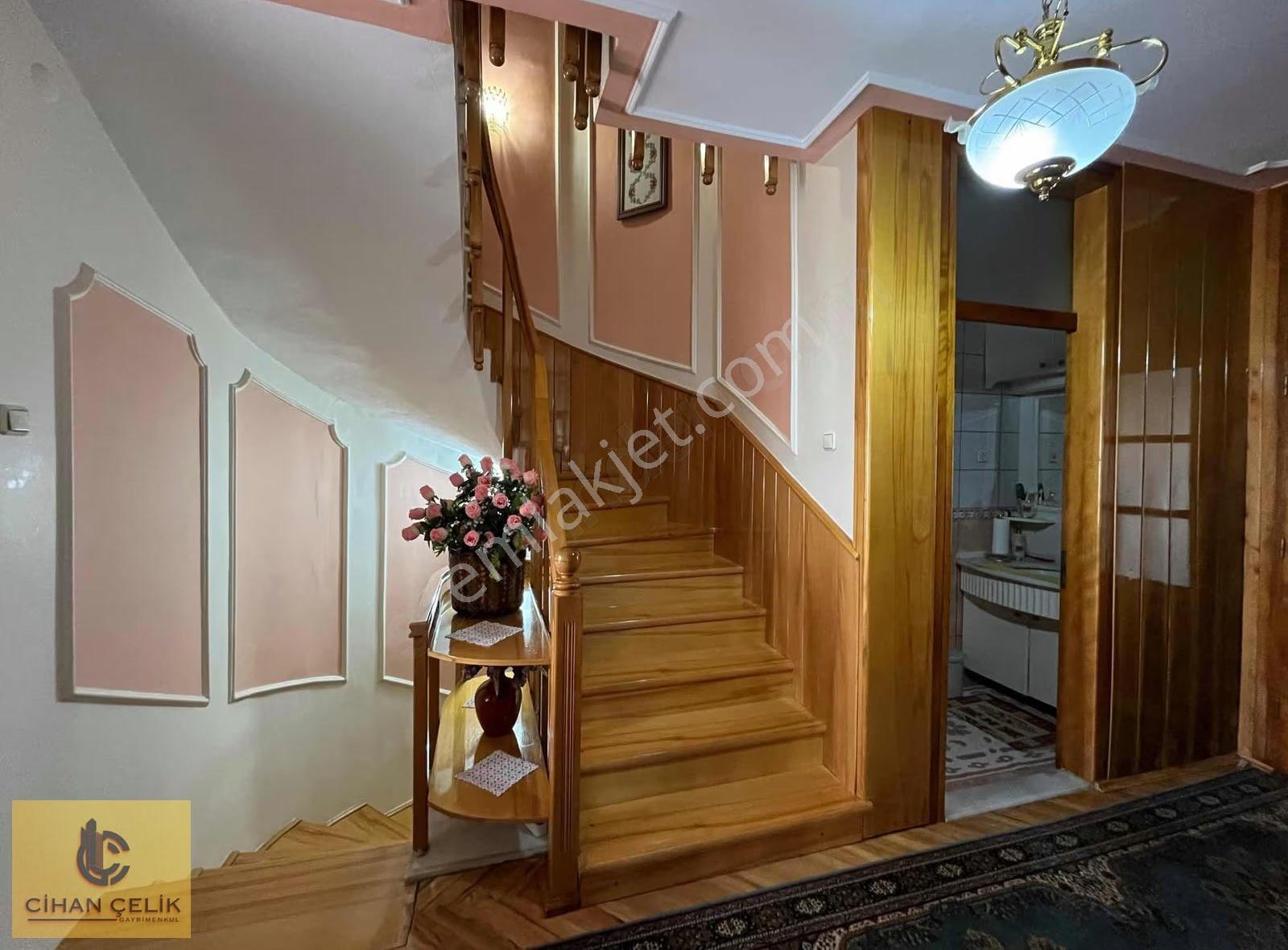 Durundayda Böyle Geniş Bahçeli Yer Kalmadı 4+1 Satılık Villa - Görsel 35
