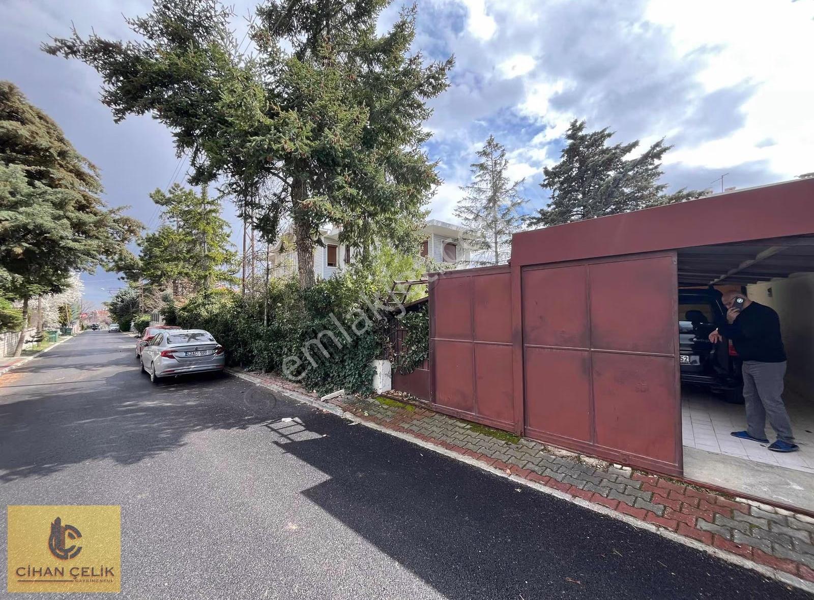 Durundayda Böyle Geniş Bahçeli Yer Kalmadı 4+1 Satılık Villa - Görsel 3