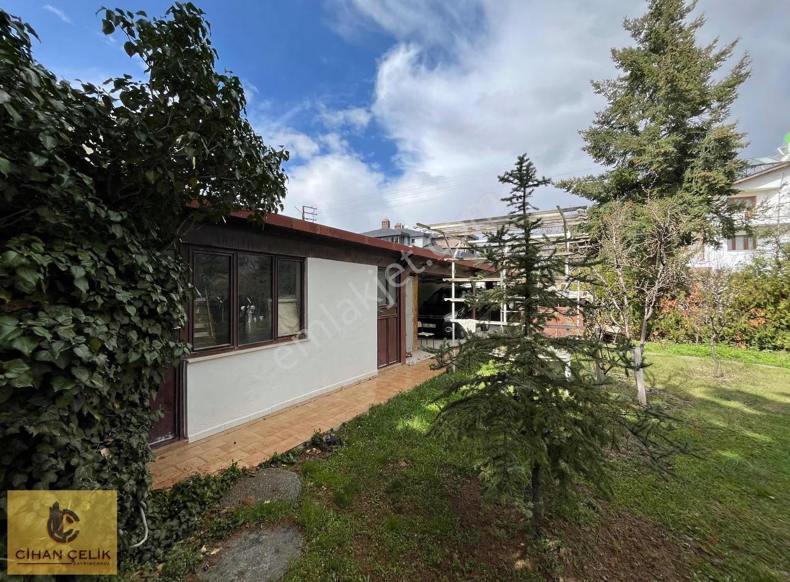 Durundayda Böyle Geniş Bahçeli Yer Kalmadı 4+1 Satılık Villa - Görsel 9