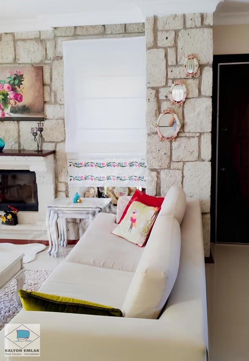 Kalyon'dan Alaçatı Göbene De Satılık Site İçi Villa - Görsel 14