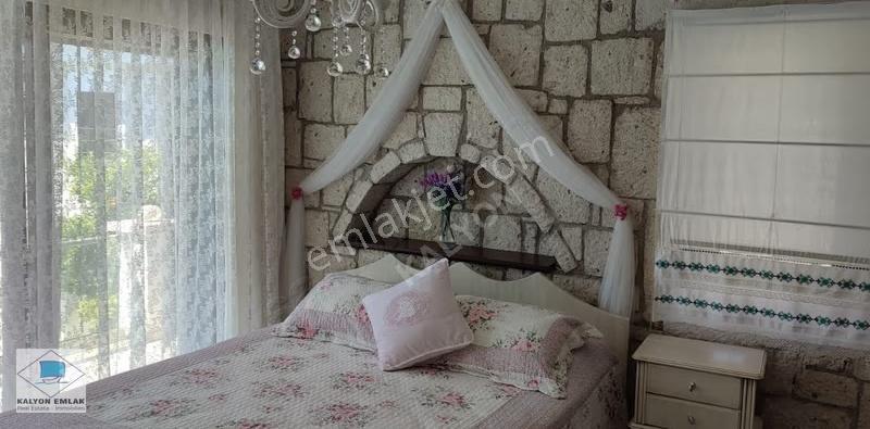 Kalyon'dan Alaçatı Göbene De Satılık Site İçi Villa - Görsel 9