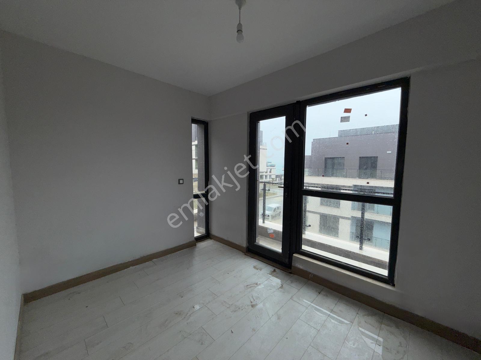 Göl Manzaralı, Kapalı Mutfaklı 4+1 Kiralık Daire - Görsel 10