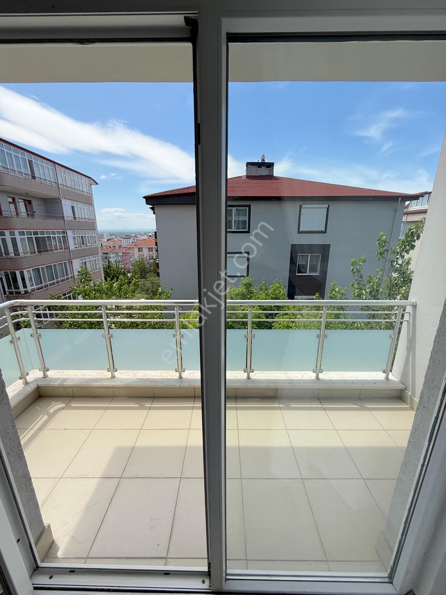 Marmara'dan Şükrüpaşa Gölet Mevki Kiralık Eşyalı 1+1 Daire - Görsel 24